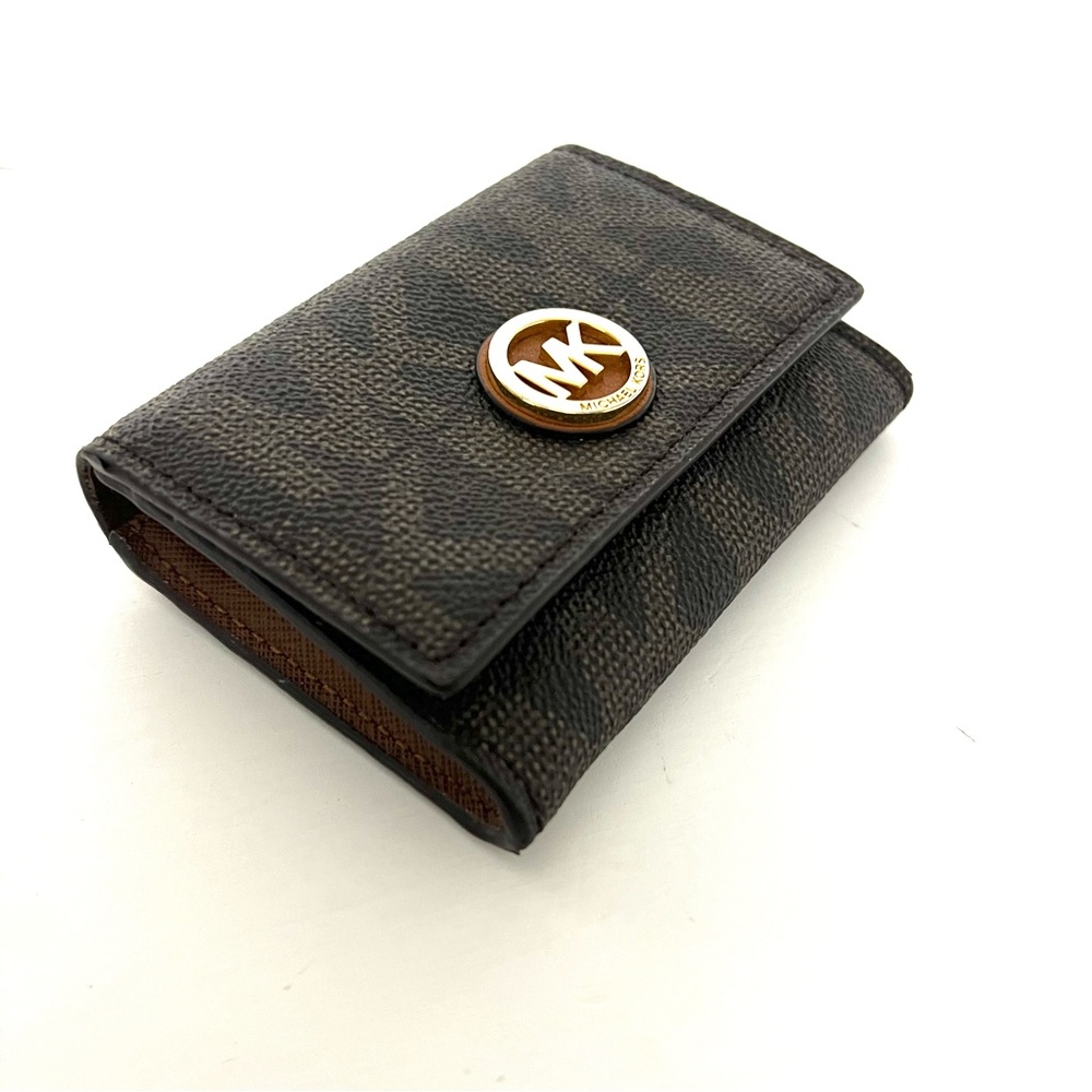Michael Kors Bifold Snap Closure Brown Monogram Leather Wallet